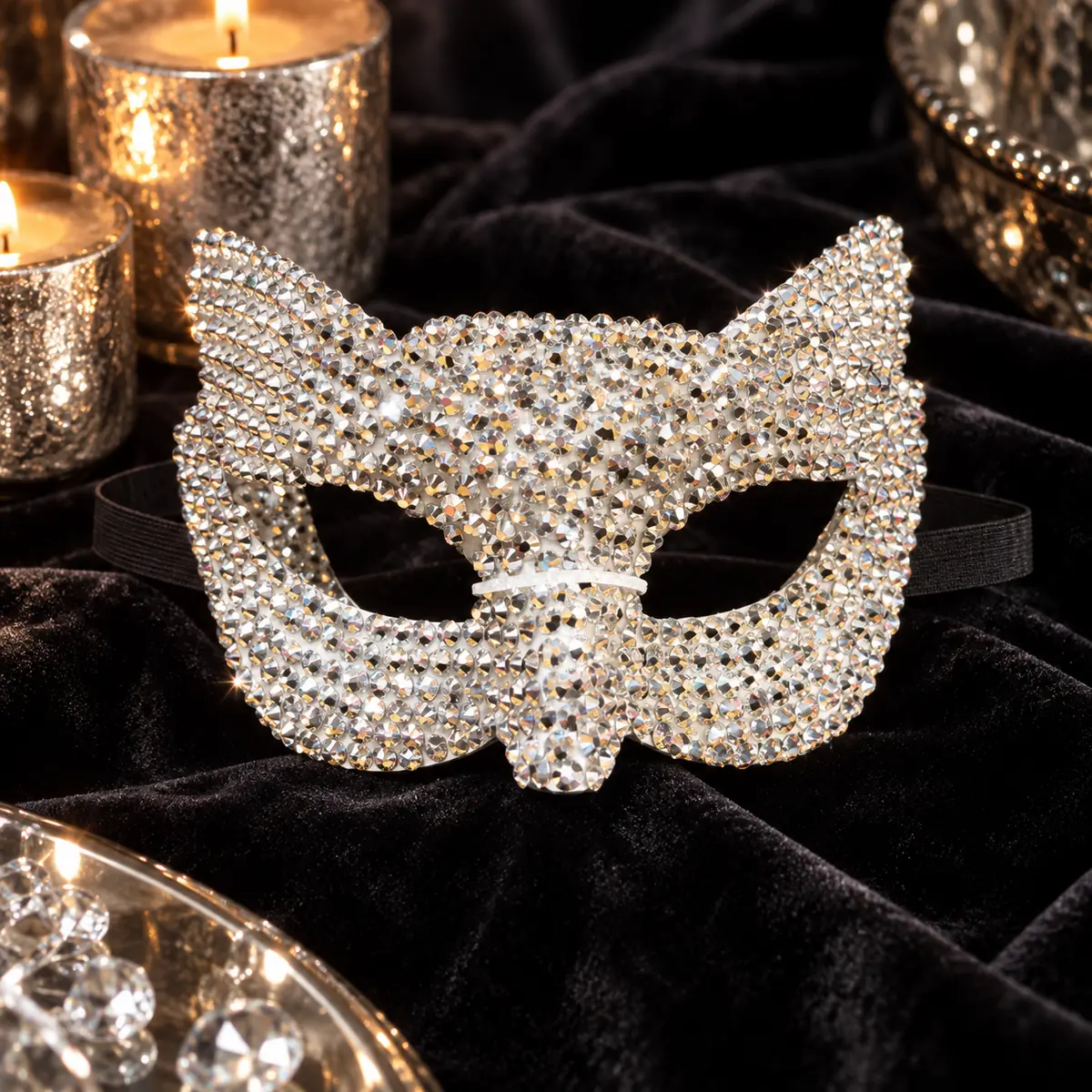 WFUK-191-03.webp Rhinestone Masquerade Mask – Silver Fancy Dress Eye Mask